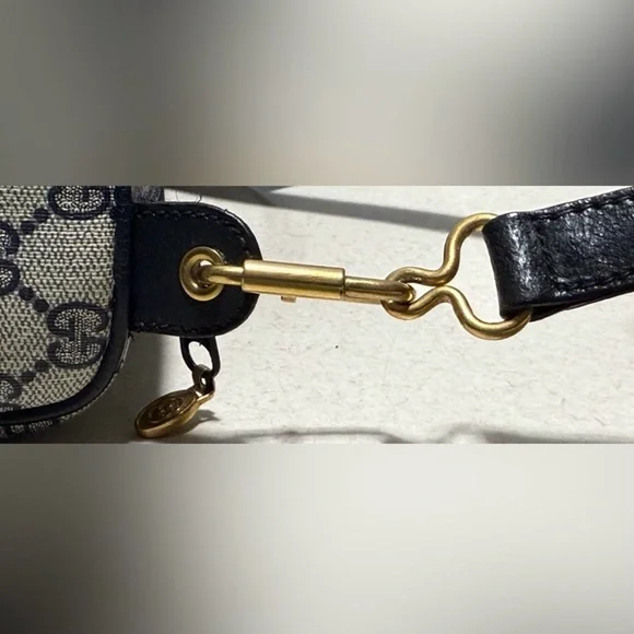 Gucci Women's Black and Gray Shoulder Bag - Picture 16 of 16